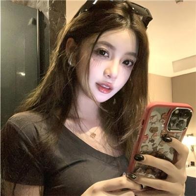 英谈女人
